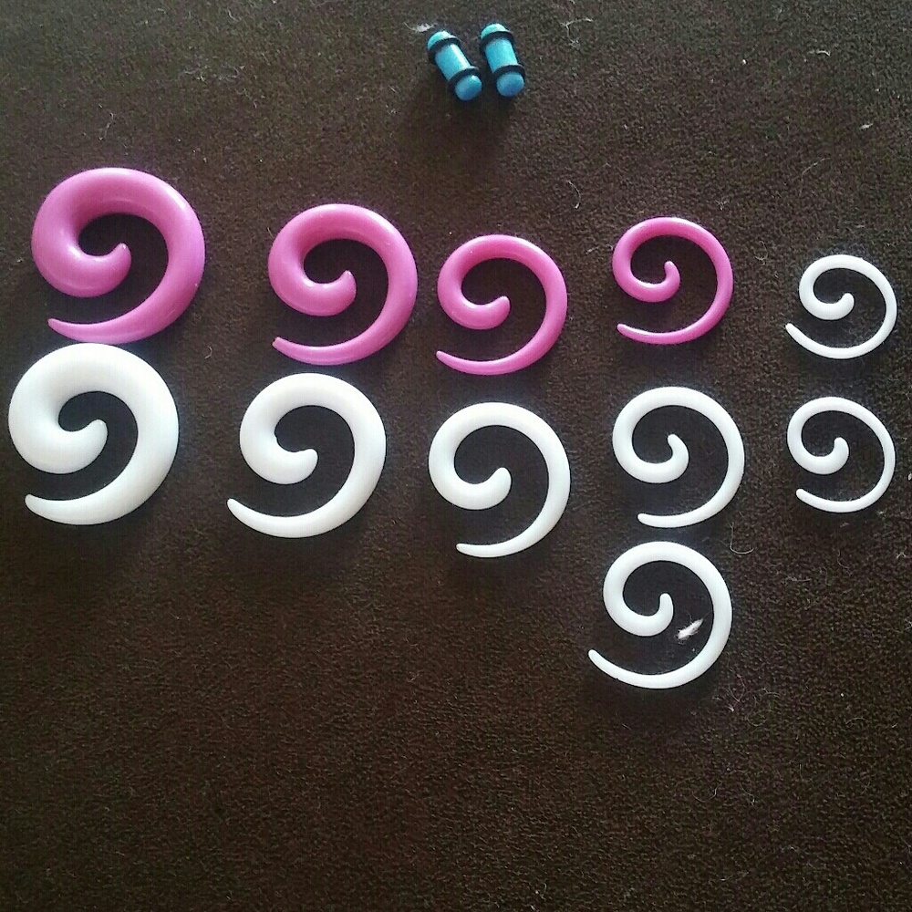 Ear tapers